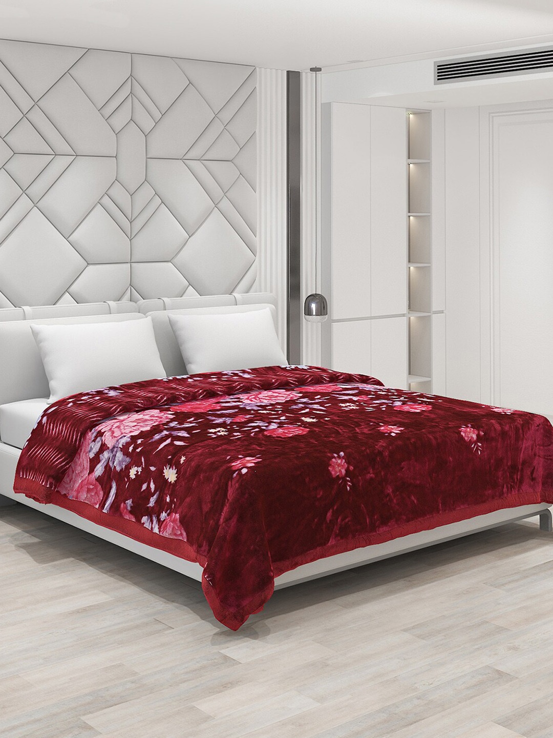 

Monte Carlo Icy Spicy Maroon & Pink Floral 1000 GSM Heavy Winter Double Bed Blanket