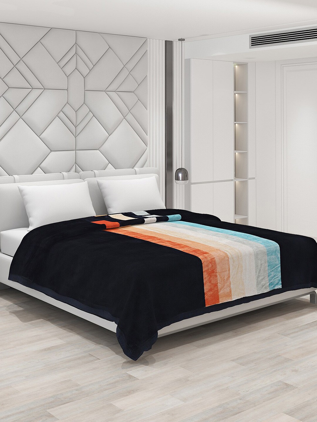 

Monte Carlo Gulnar Black & Red Striped 1000 GSM Heavy Winter Double Bed Blanket