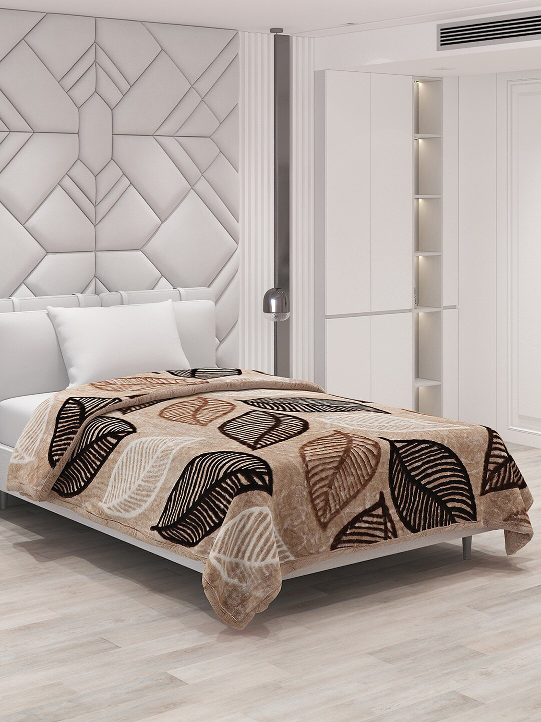 

Monte Carlo Relation Brown & White Floral 1000 GSM Heavy Winter Single Bed Blanket