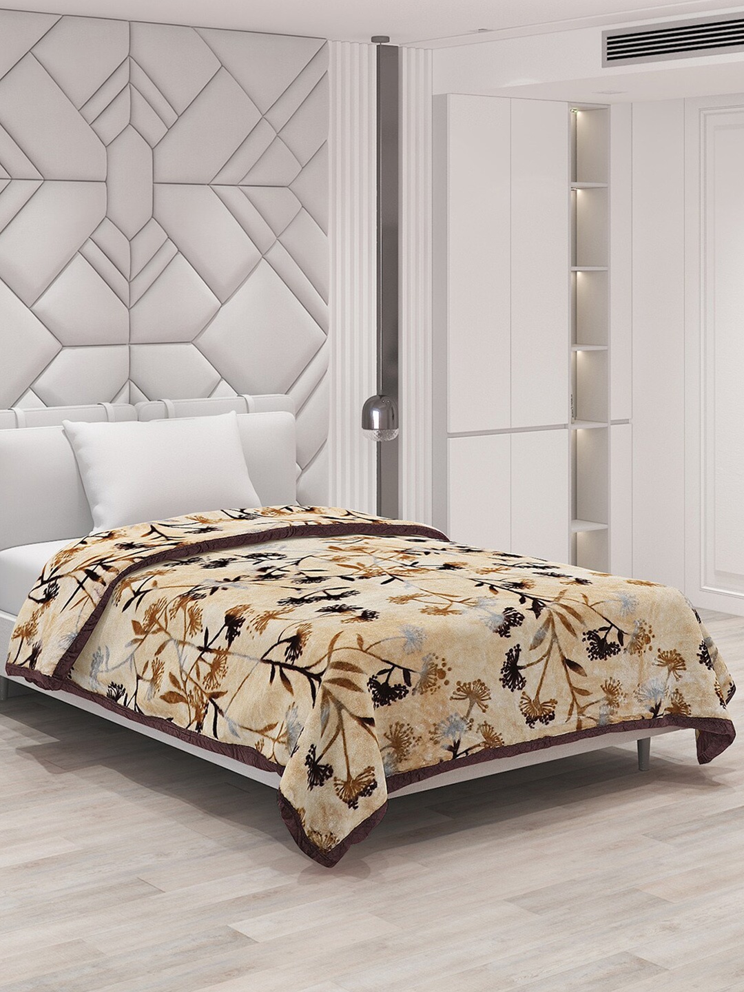 

Monte Carlo Beige & Brown Floral 1000 GSM Heavy Winter Single Bed Blanket