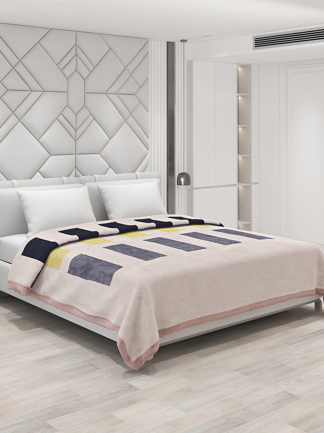 

Monte Carlo Gulnar Beige & Grey Geometric 1000 GSM Heavy Winter Double Bed Blanket