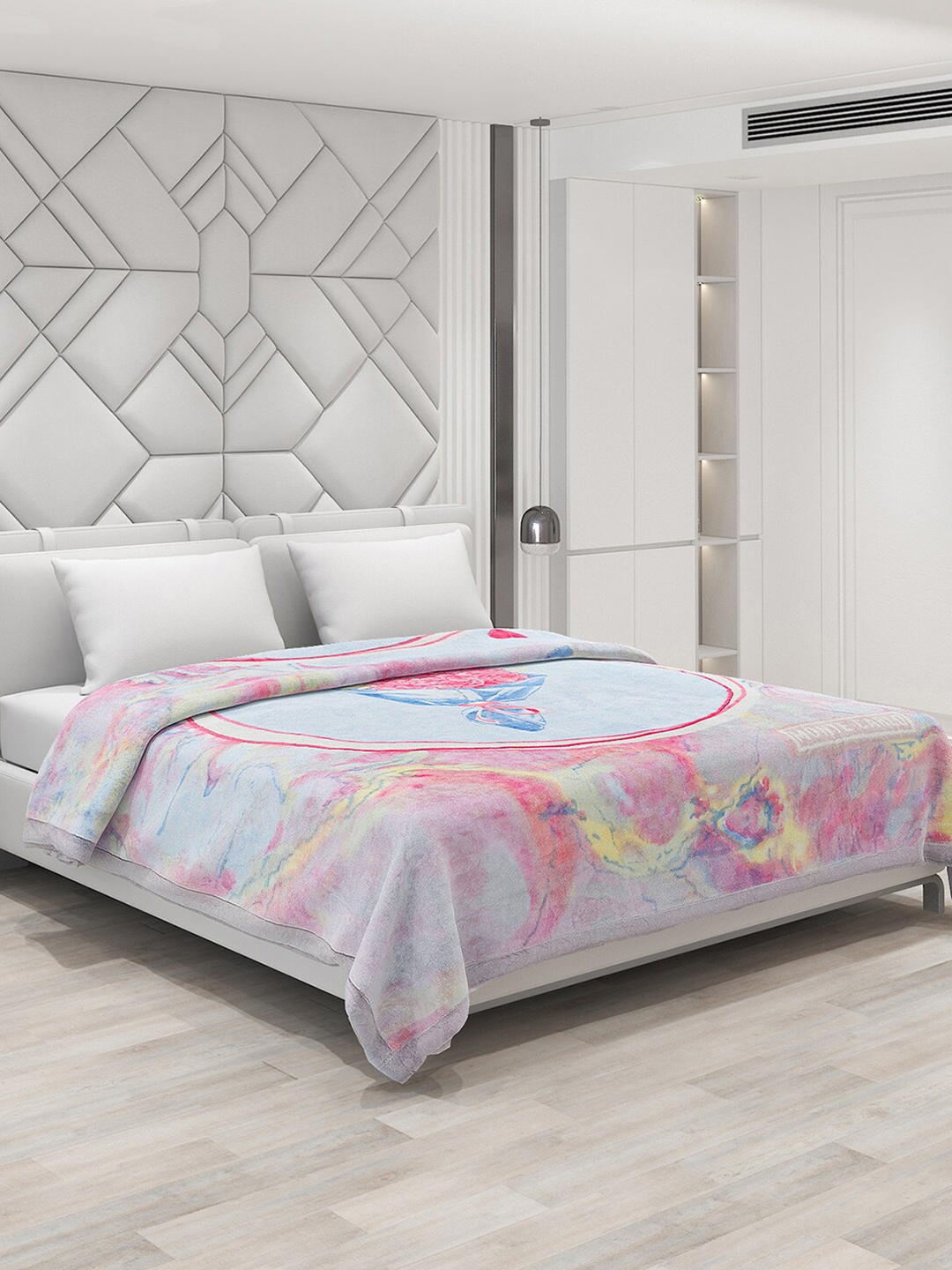 

Monte Carlo Cashmere Blue & Pink Floral 1000 GSM Heavy Winter Double Bed Blanket