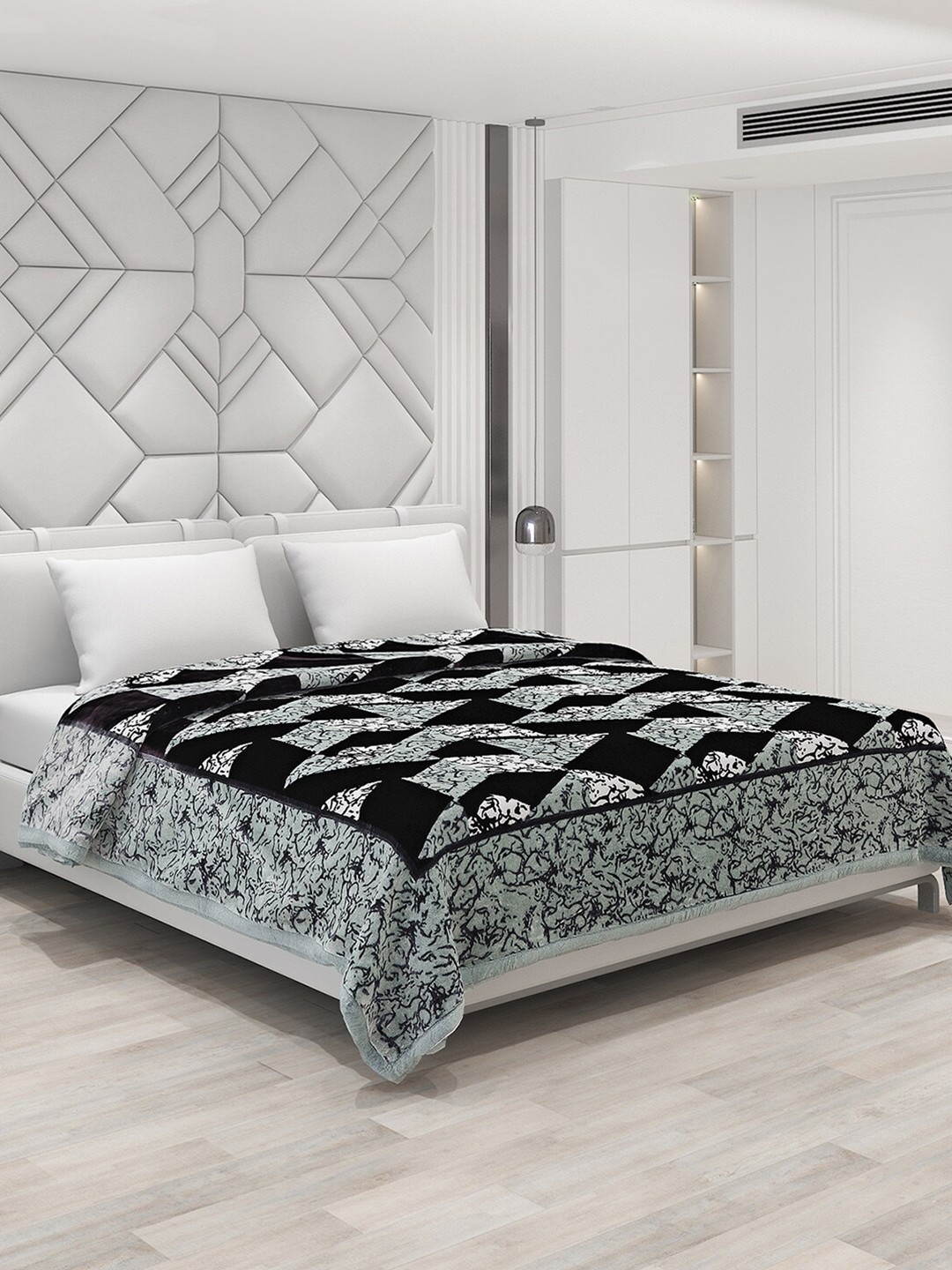 

Monte Carlo Apricot Black & White Geometric Heavy Winter Double Bed Blanket