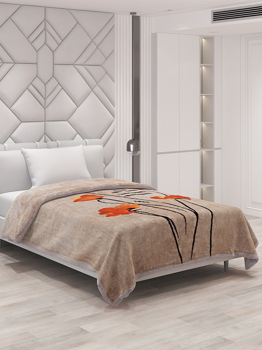 

Monte Carlo Sparkpvc Brown & Orange Floral Heavy Winter 1000 GSM Single Bed Blanket