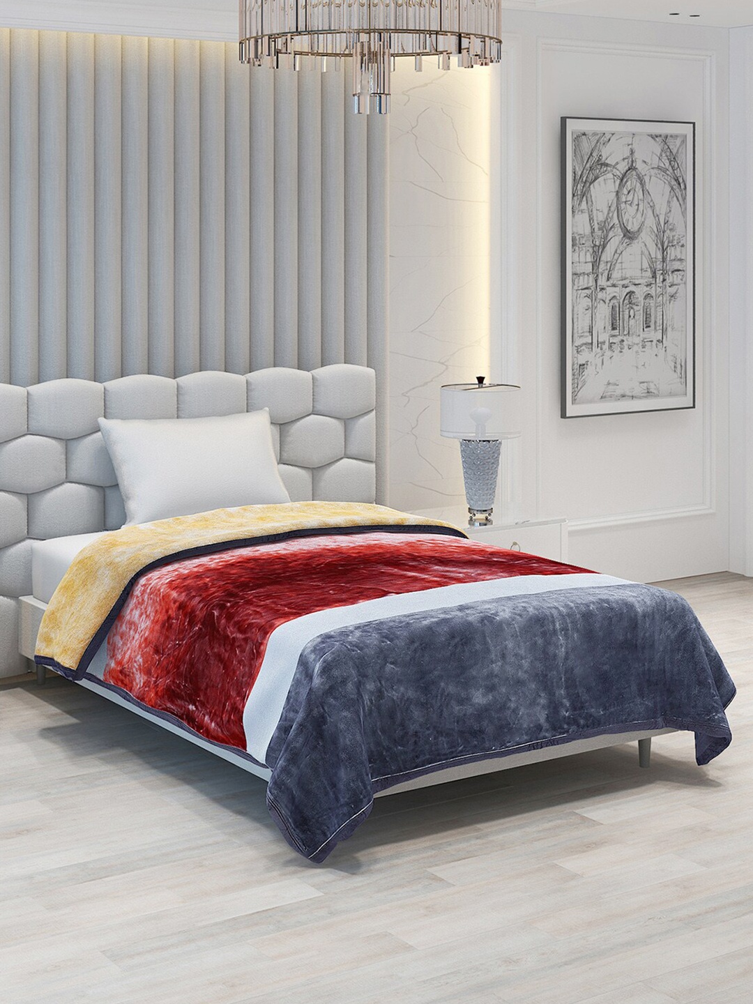 

Monte Carlo Bling Red & White Heavy Winter 1000 GSM Single Bed Blanket