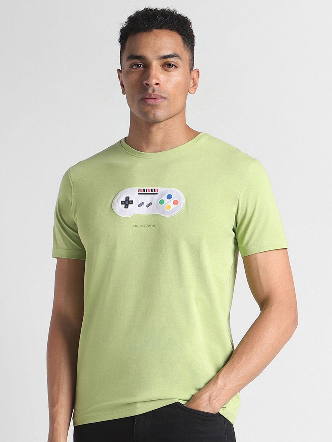 

SIMON CARTER LONDON Typography Printed Slim Fit T-shirt, Green