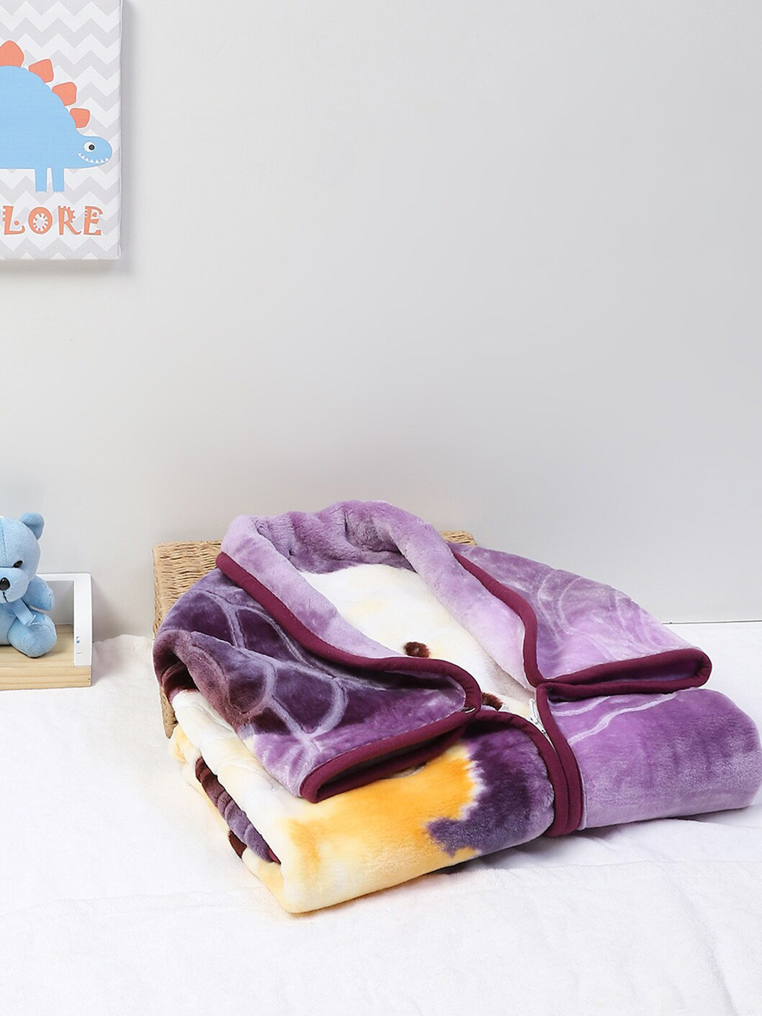 

Monte Carlo Purple Cartoon Characters Heavy Winter 500 GSM Single Bed Dohar