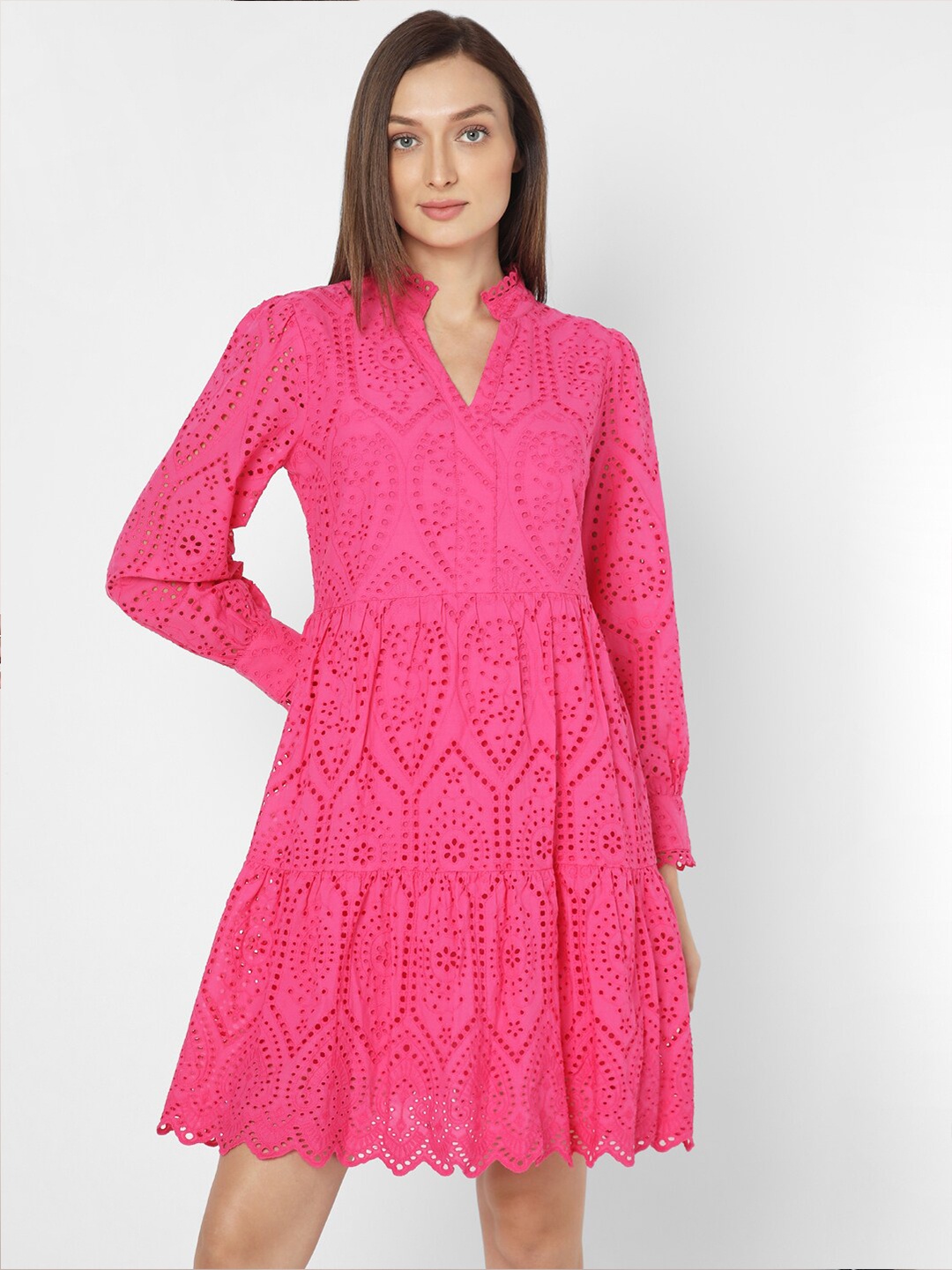 

Vero Moda Mandarin Collar Schiffli Cuffed Sleeves Cotton Dress, Pink