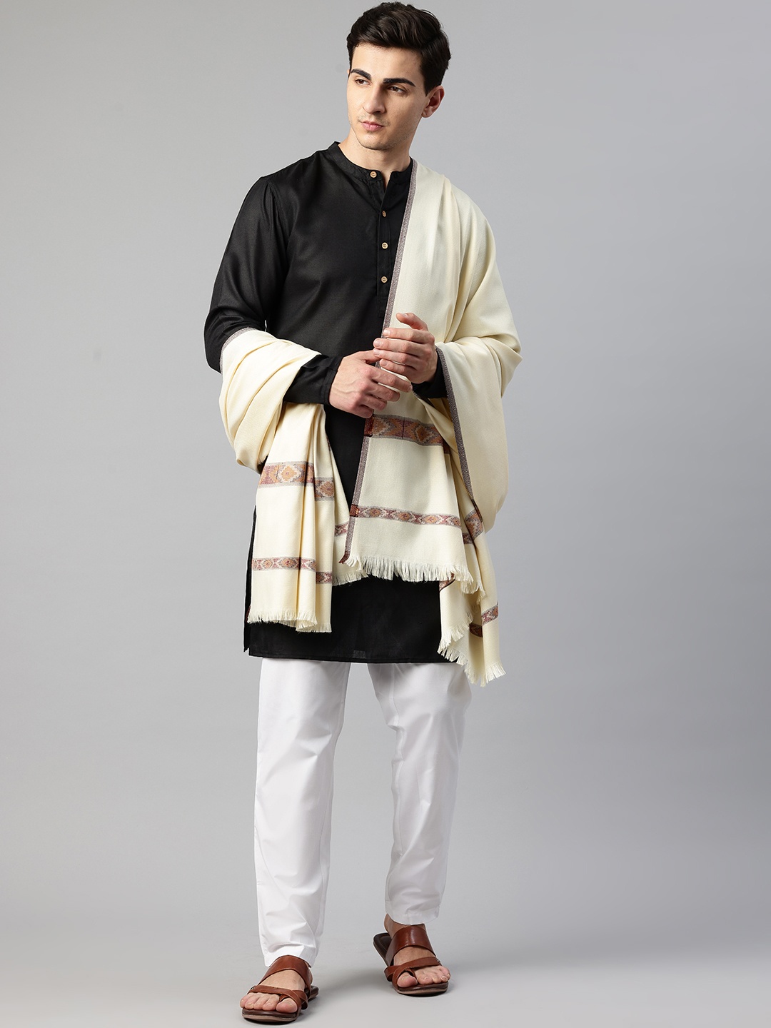 

WEAVERS VILLA Men Solid Wool Blend Shawl, White