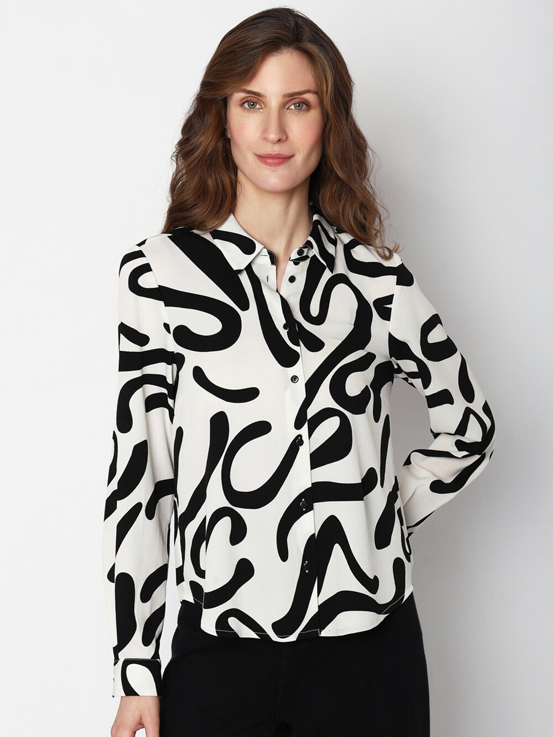 

Vero Moda Abstract Printed Casual Shirt, White
