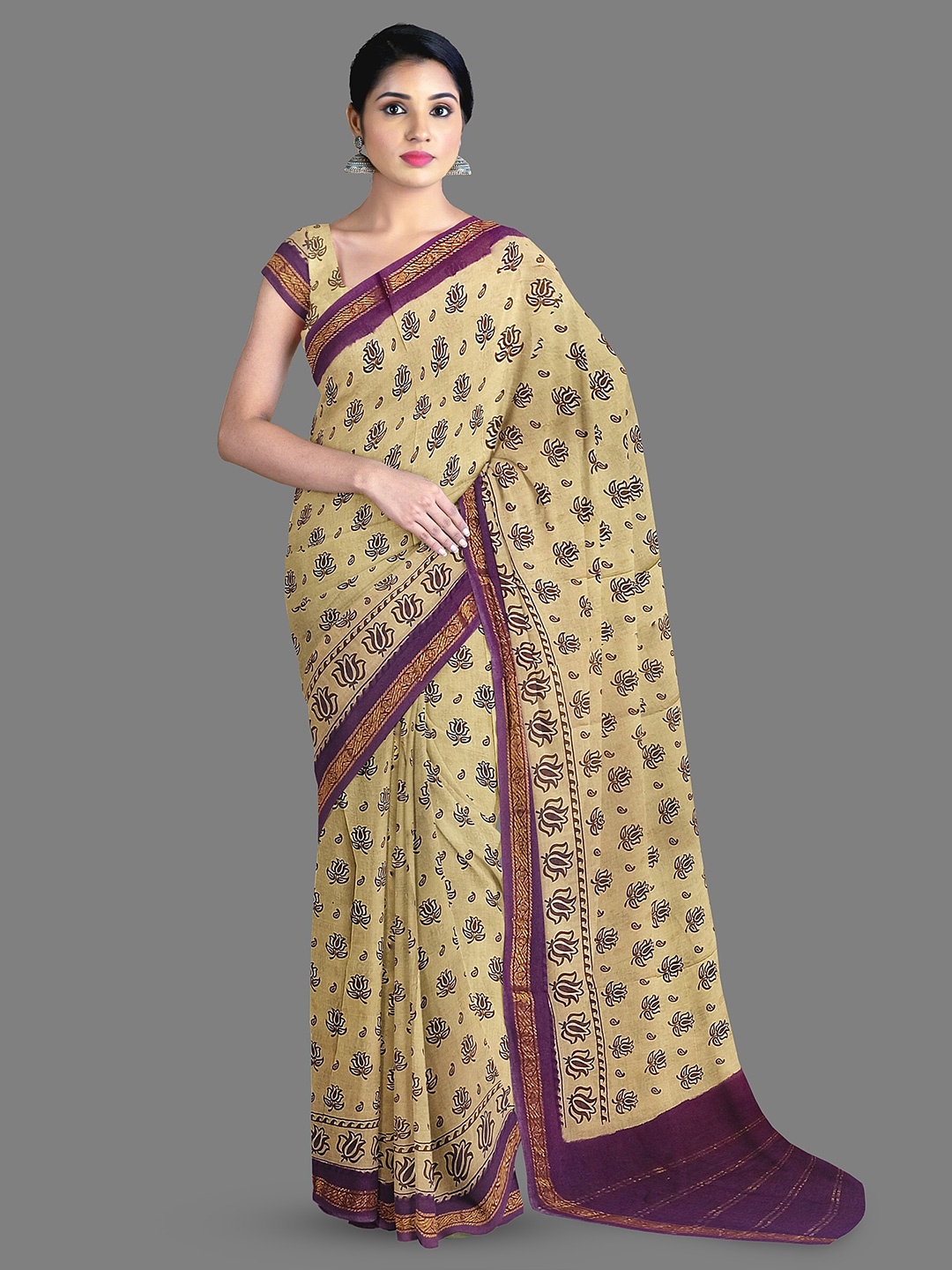

The Chennai Silks Floral Printed Zari Pure Cotton Sungudi Saree, Brown