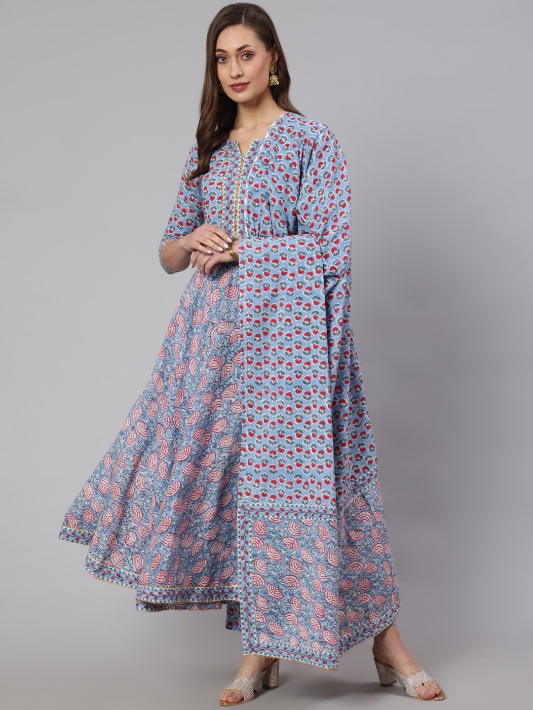 

GLAM ROOTS Ethnic Motifs Printed Gotta Patti Pure Cotton Kurta with Trousers & Dupatta, Blue