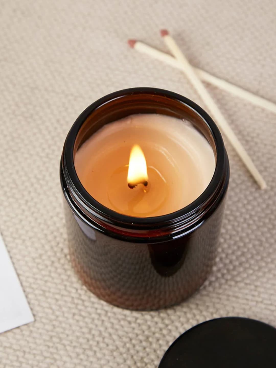 

Aromatic Fables White Chamomile Scented Glass Jar Candle