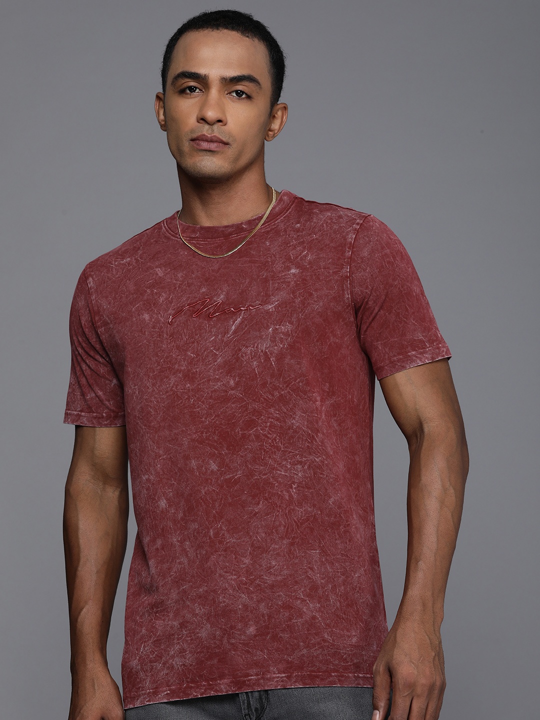 

boohooMAN Typography Embroidered Casual T-shirt, Maroon