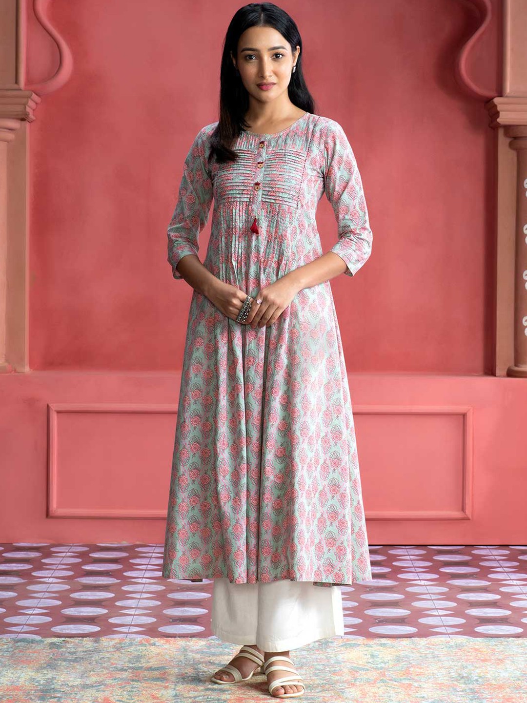

Jaipur Kurti Ethnic Floral Printed Pin Tuck A-Line Kurta, Green