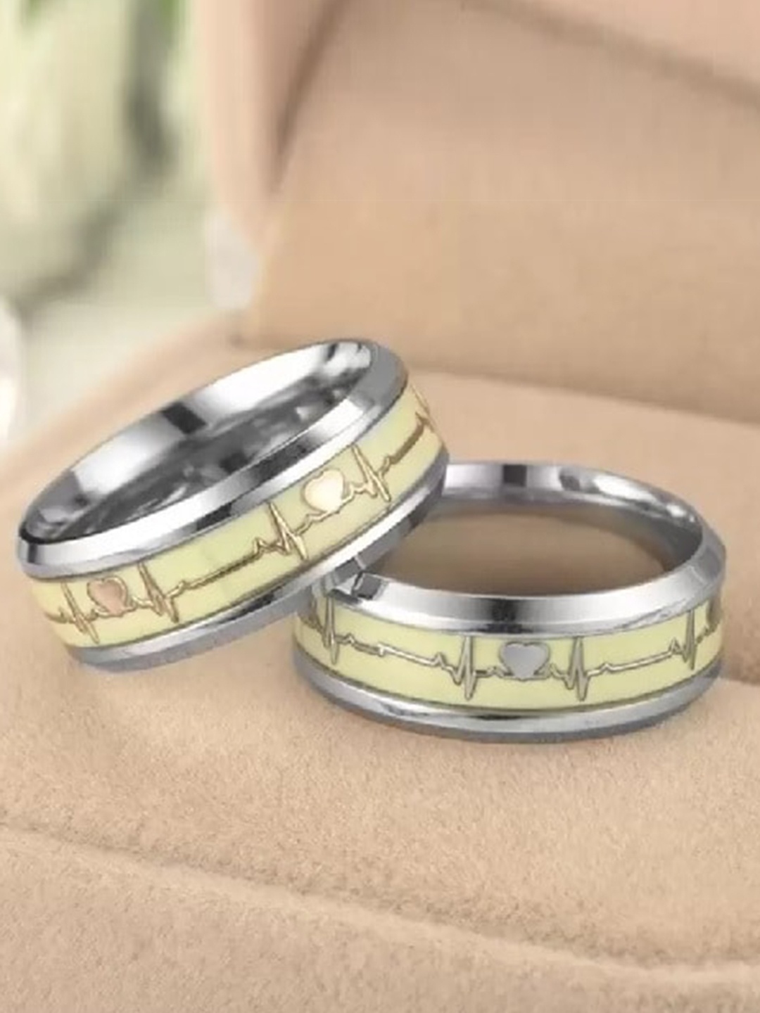 

VIEN Men Silver Plated Stainless Steel Heart Design Band Finger Ring