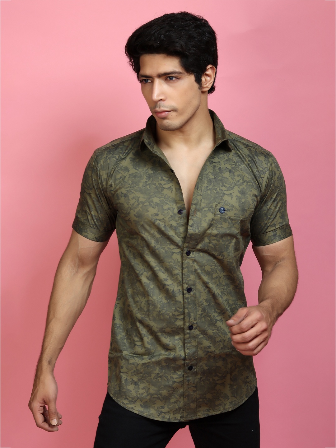 

INDIAN THREADS India Slim Fit Floral Printed Cotton Formal Shirt, Green