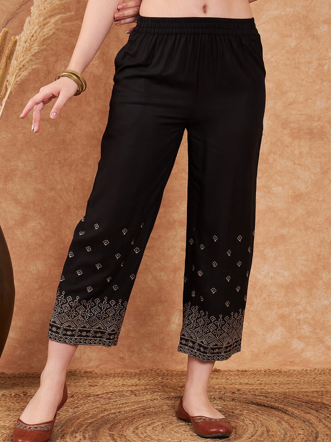 Sangria Floral Zari Embroidered Palazzo, Black
