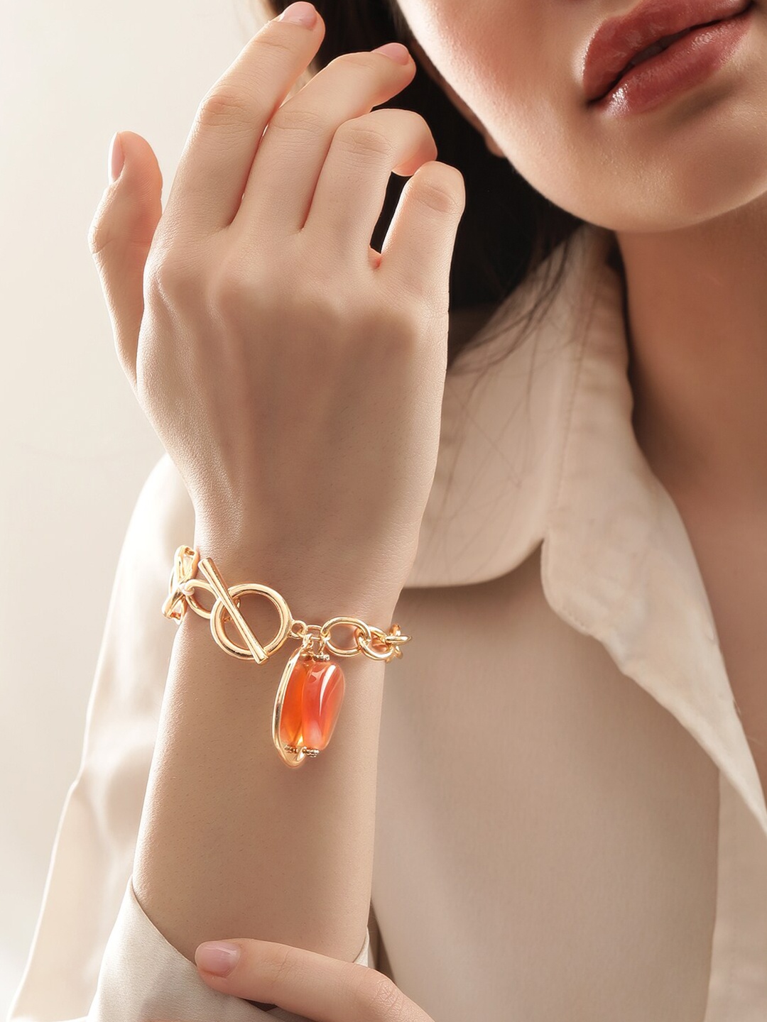

Rubans Voguish 18k Gold Plated Stainless Steel Tarnish-Free Demi-Fine Link Bracelet