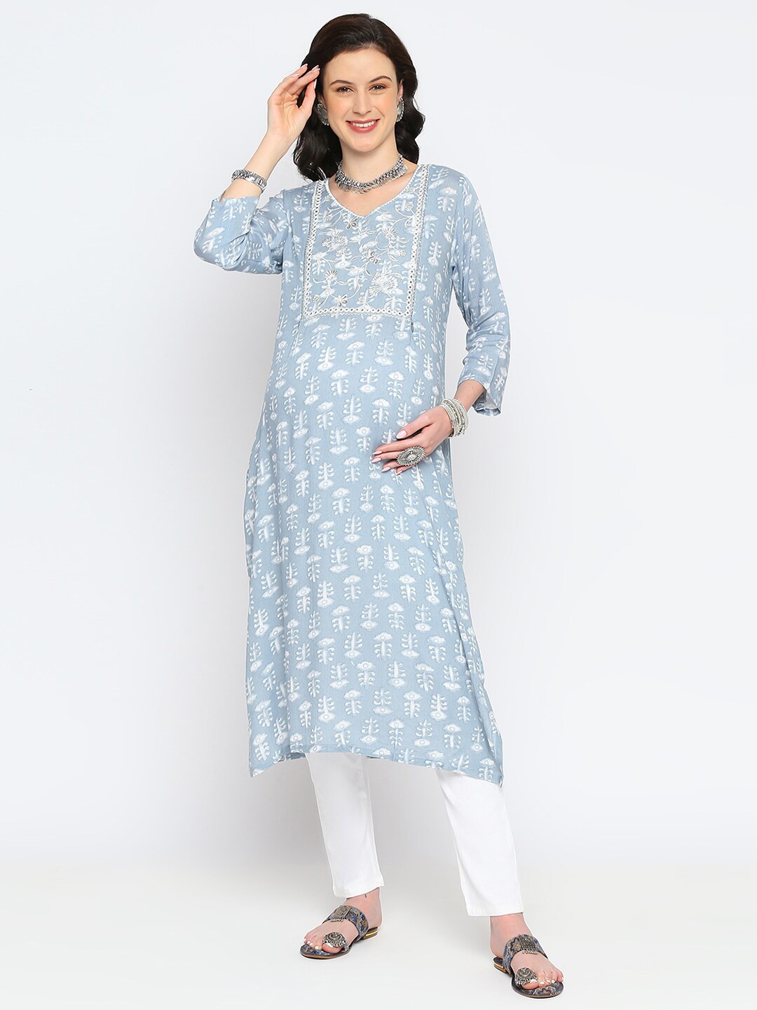 

Mom For Sure by Ketki Dalal Blue Ethnic Motifs Printed Maternity Straight Kurta
