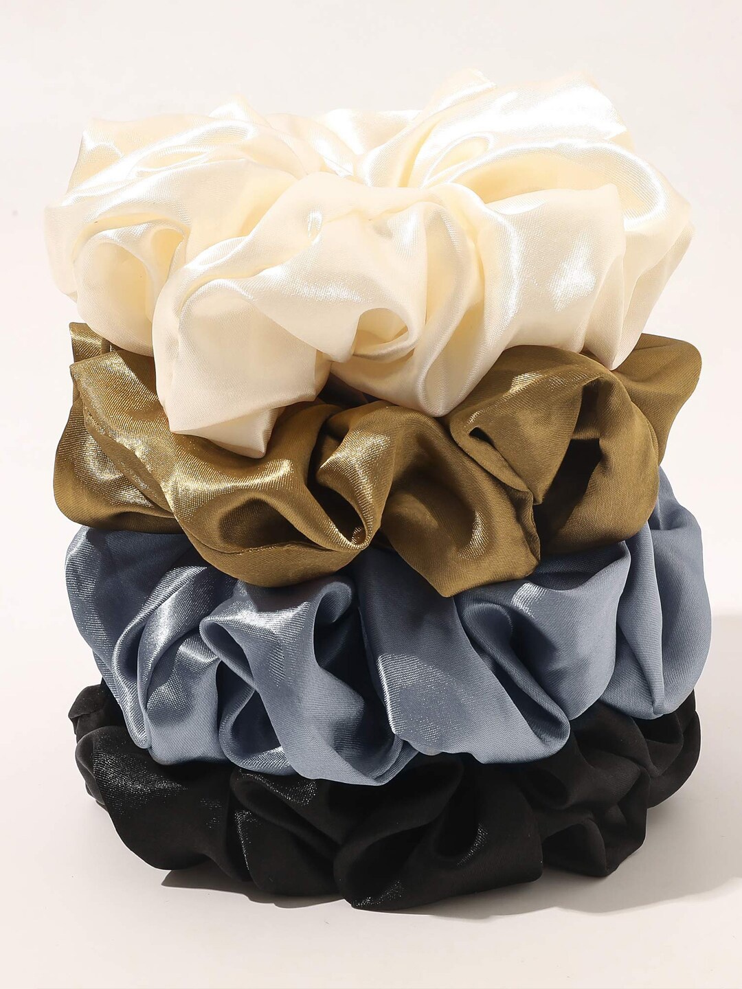 

Krelin Women Set of 4 Satin Ponytail Holders, Black