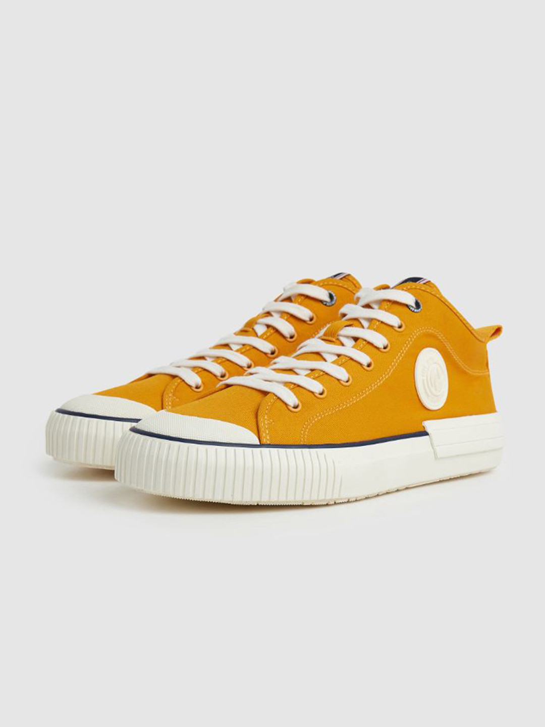 

Pepe Jeans Men Industry Basic Mid Top Textile Comfort Insole Sneakers, Yellow