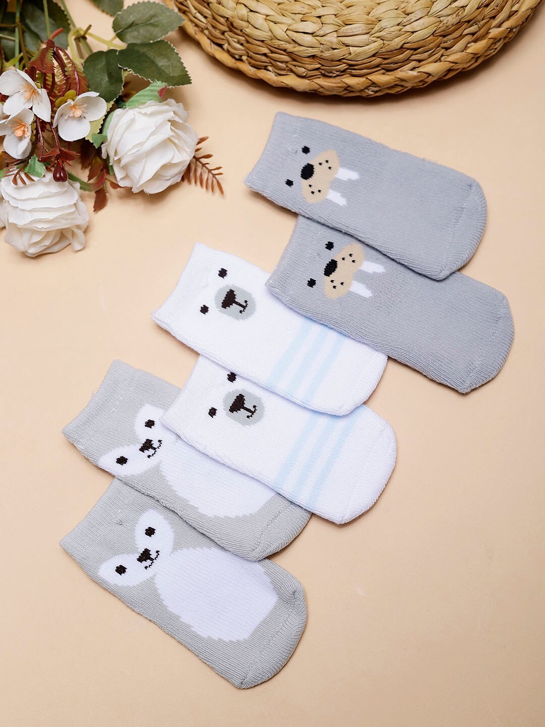 

PASSION PETALS Boys Set Of 3 Patterned Ankle Length Socks, Grey