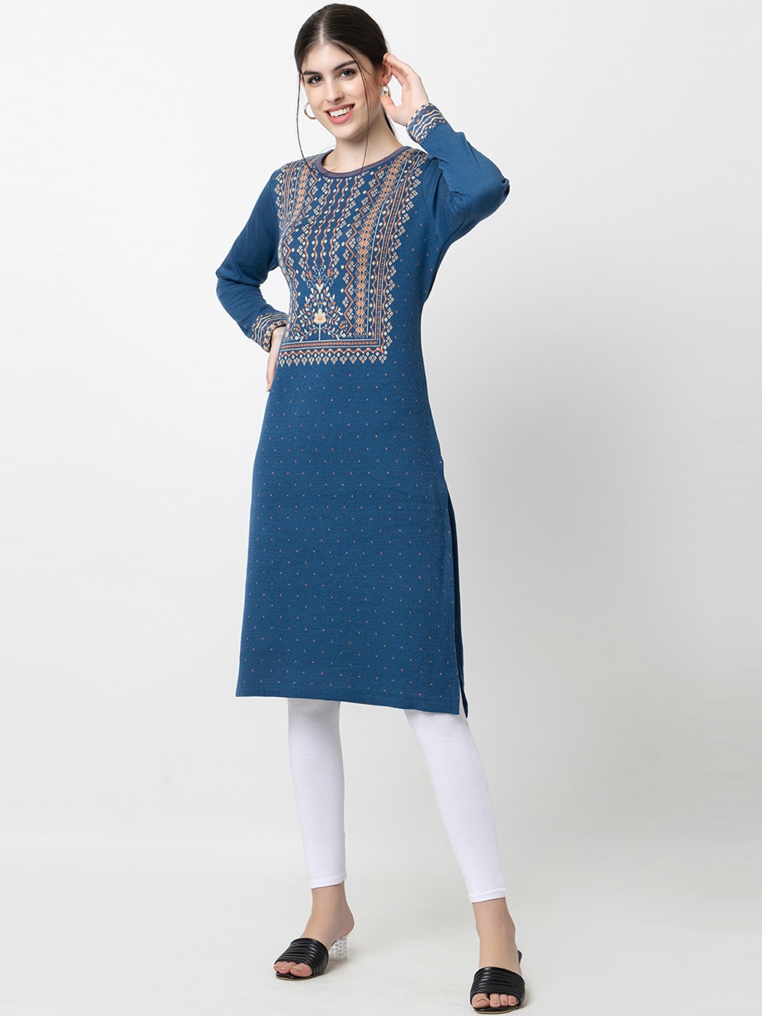 

KEIKO Geometric Embroidered Straight Kurta, Navy blue