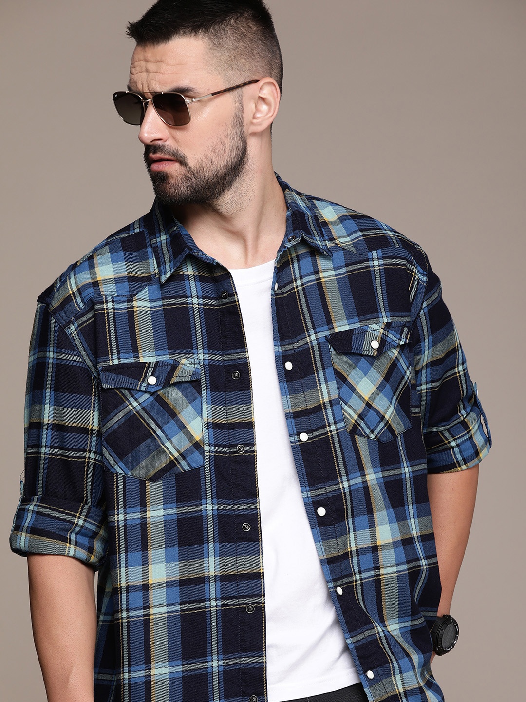 

Roadster Men Relaxed Tartan Checked Cotton Casual Shirt, Navy blue