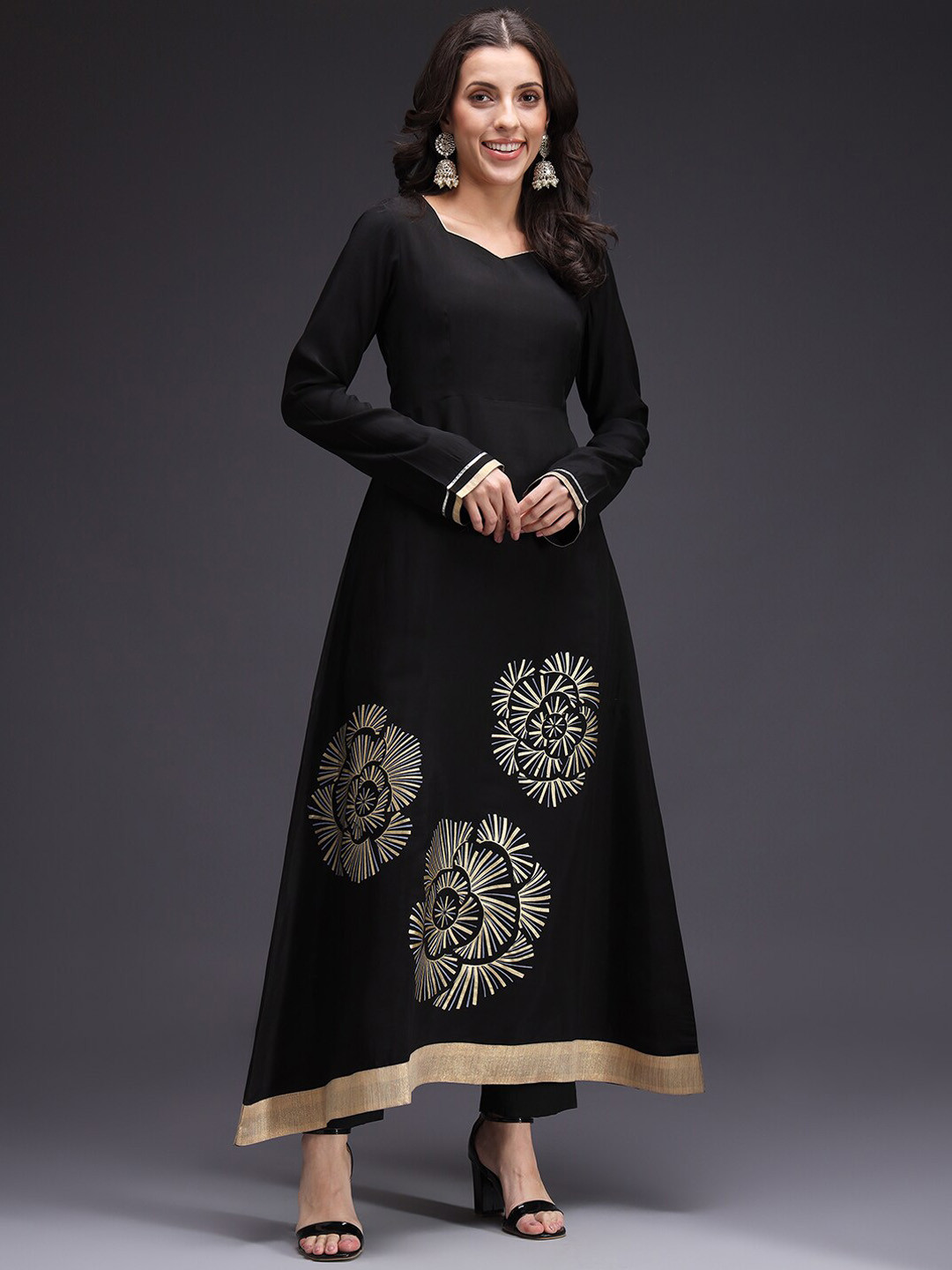 

HEEPOSH Floral Printed Kurta & Trousers With Dupatta, Black