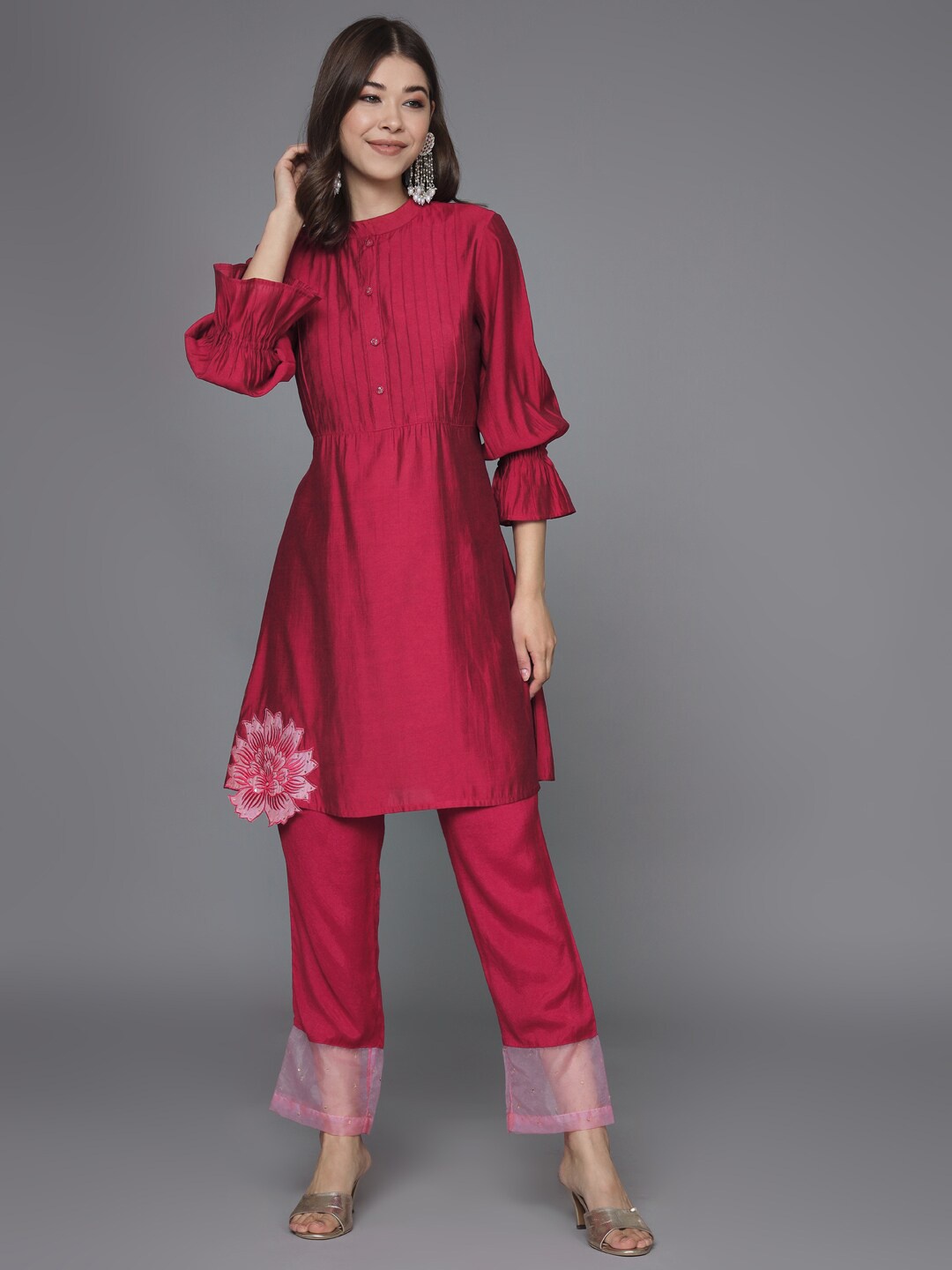 

HEEPOSH Embellished Thread Work Kurta with Trousers, Maroon