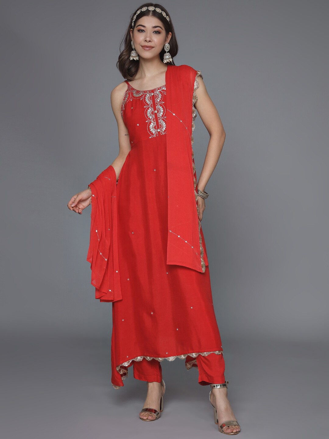 

HEEPOSH Ethnic Motifs Embroidered Thread Work A-Line Kurta & Trousers With Dupatta, Red