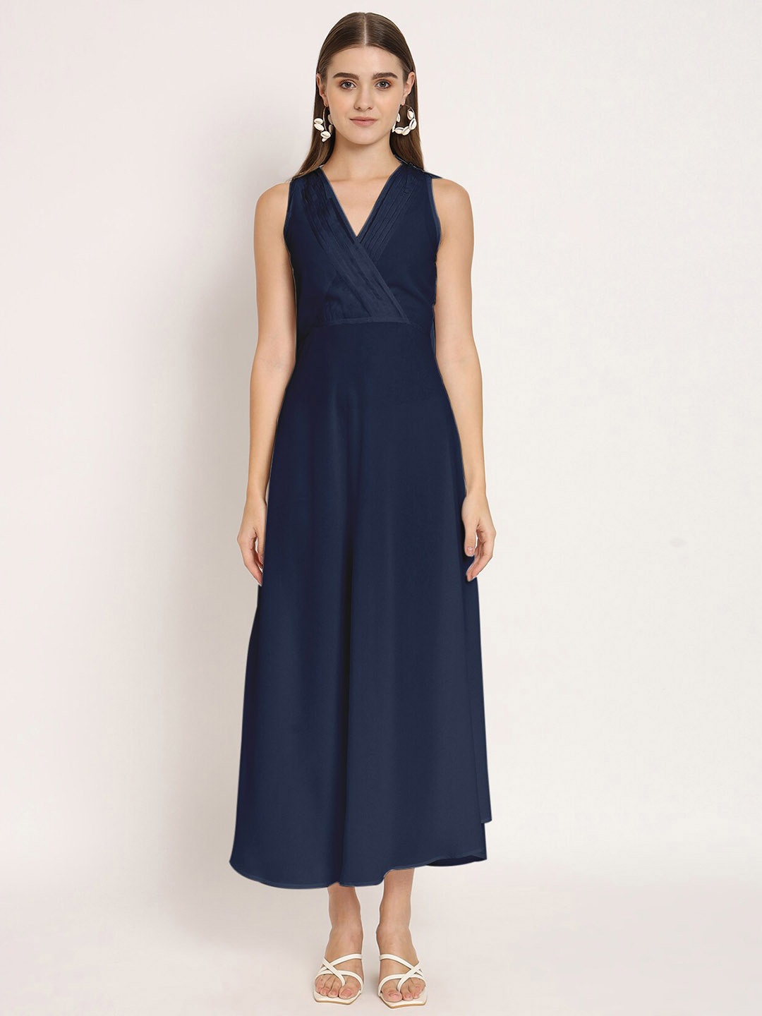 

Moomaya V-Neck Gathered Or Pleated Detail Wrap Dress, Blue