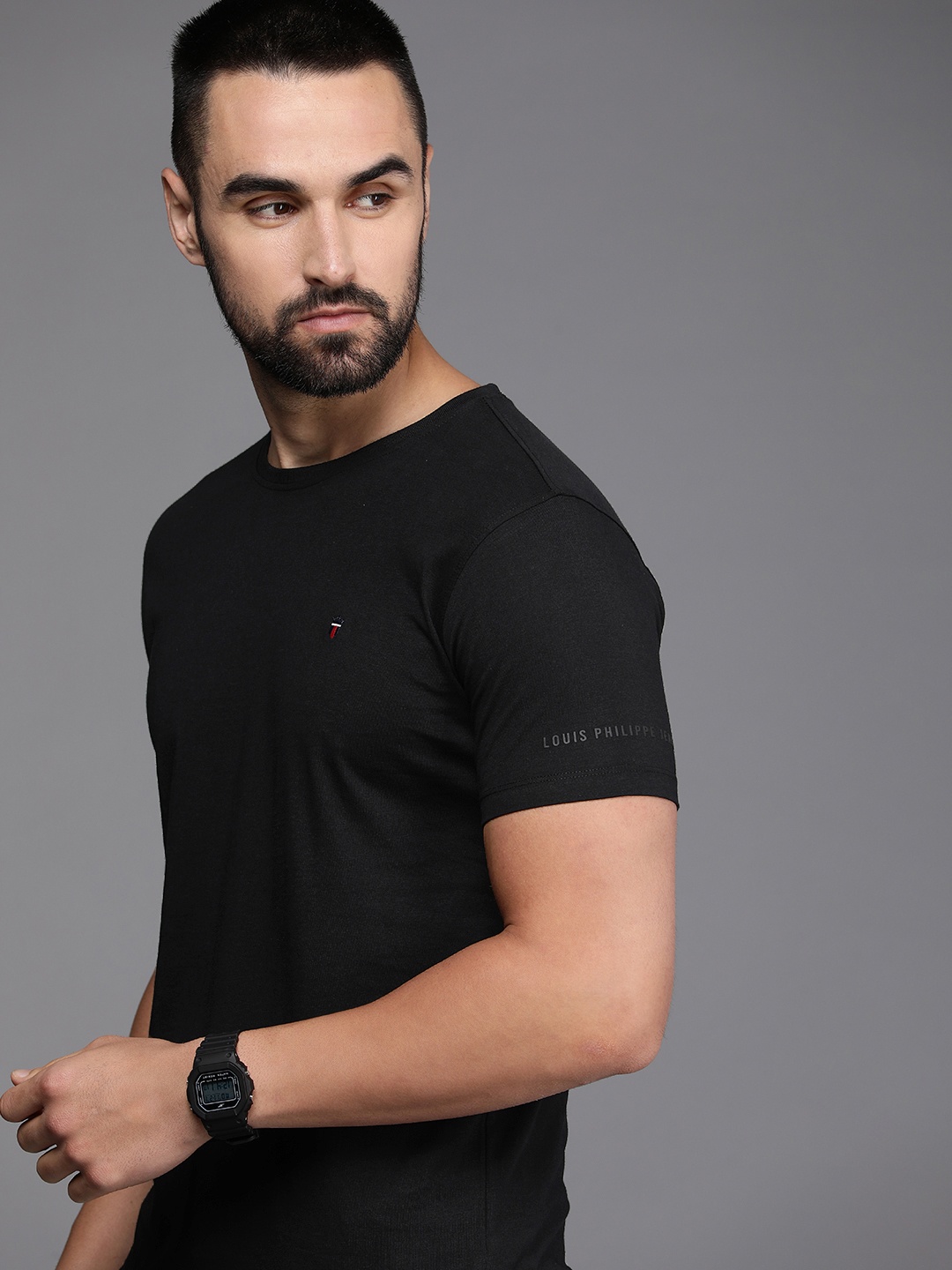 

Louis Philippe Jeans Pure Cotton Slim Fit T-shirt, Black