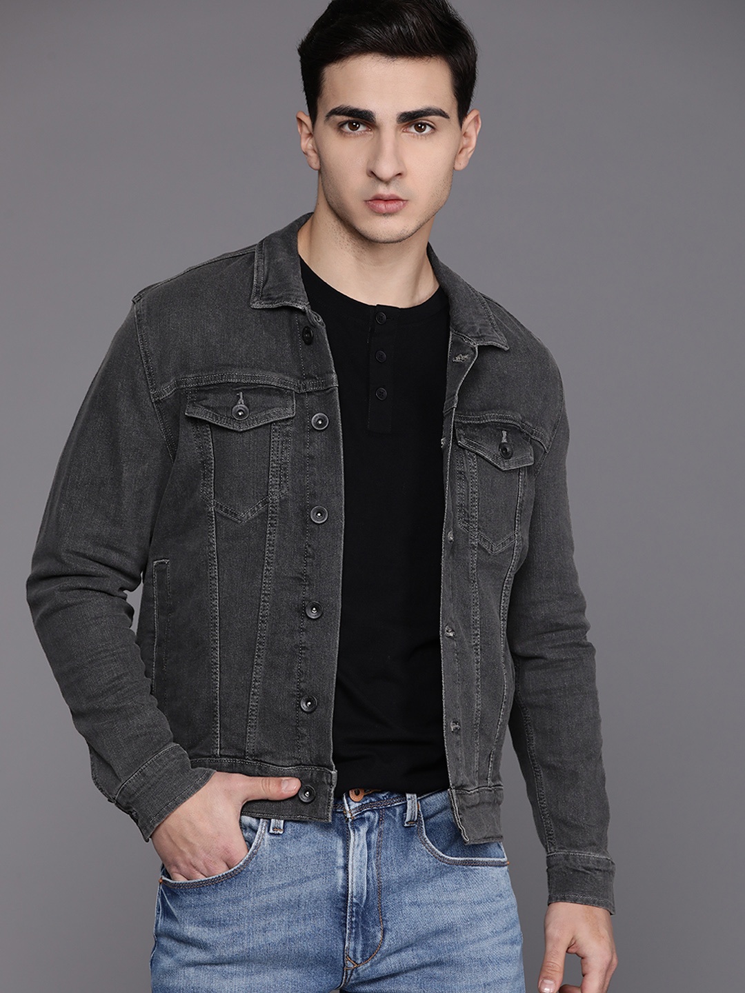 

Louis Philippe Jeans Men Solid Denim Jacket, Charcoal