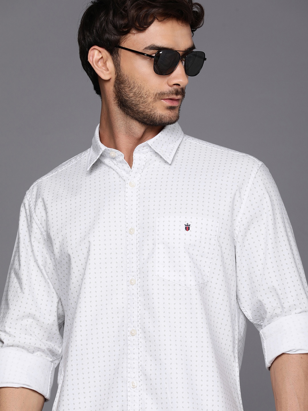 

Louis Philippe Sport Slim Fit Geometric Printed Pure Cotton Casual Shirt, White