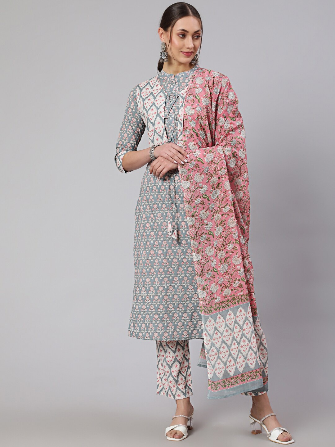 

GLAM ROOTS Ethnic Motifs Printed Pure Cotton Kurta With Trousers & Dupatta, Grey
