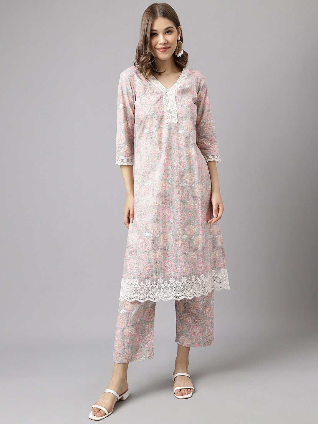 

FIORRA Women Pink Floral Printed V-Neck Regular Pure Cotton Kurta With Trousers