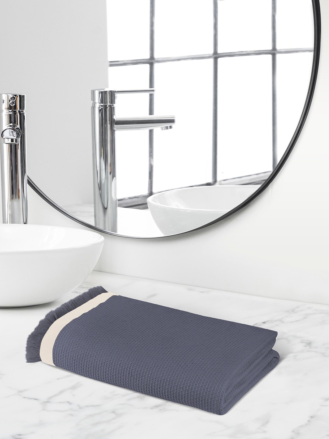 

Himeya Grey-Colored 350 GSM Pure Cotton Quick Dry Bath Towel
