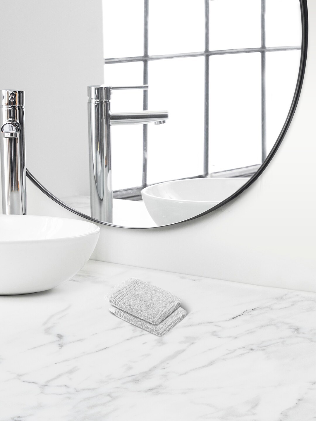 

Himeya White 2 Pieces Self-Designed 600 GSM Cotton Face Towels