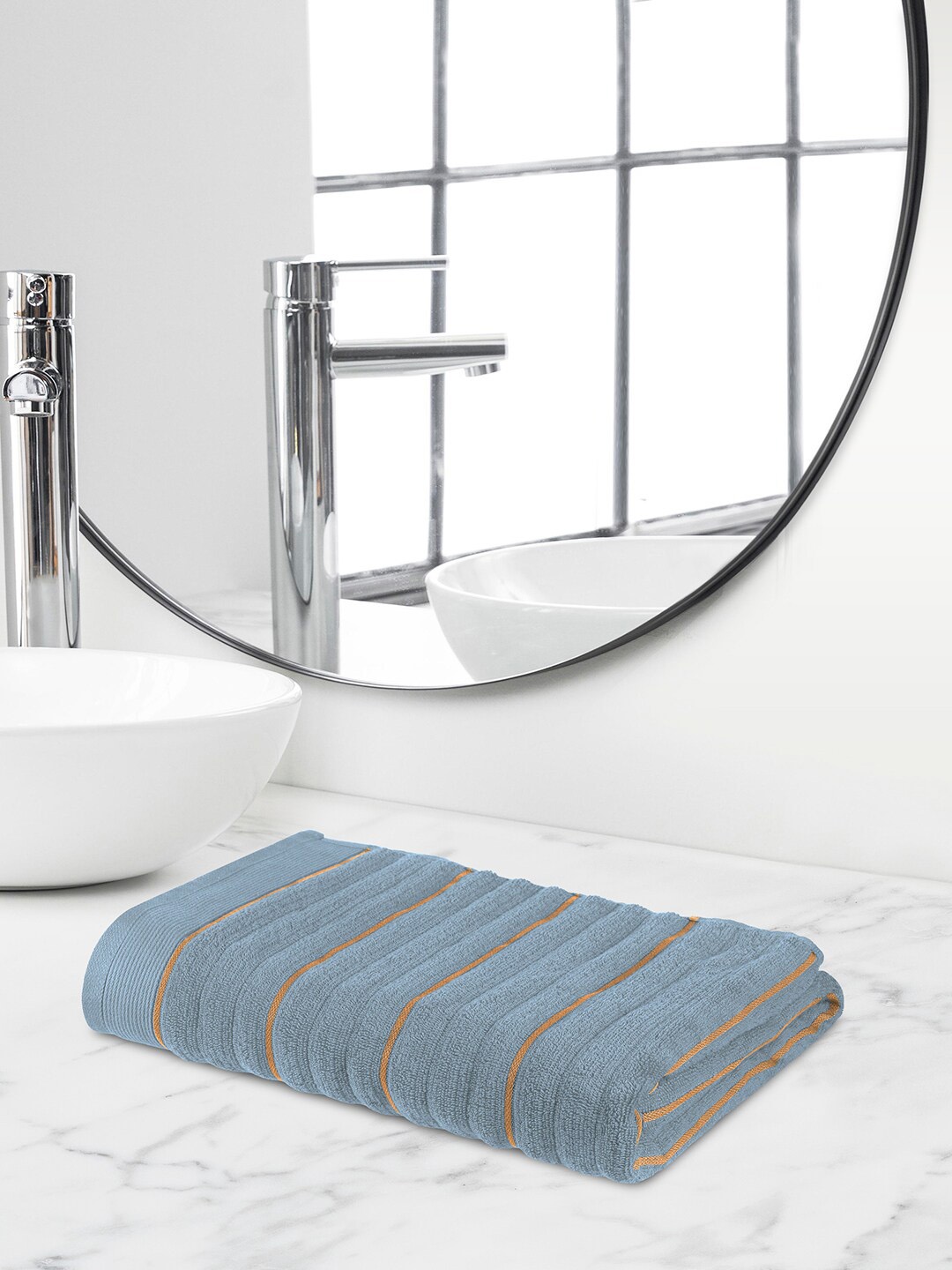 

Himeya Navy Blue & Yellow Striped 550 GSM Cotton Bath Towel
