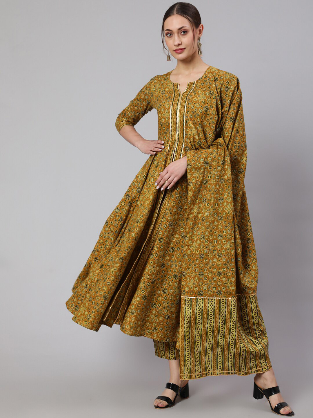 

GLAM ROOTS Floral Printed Pure Cotton Kurta & Trousers With Dupatta, Mustard