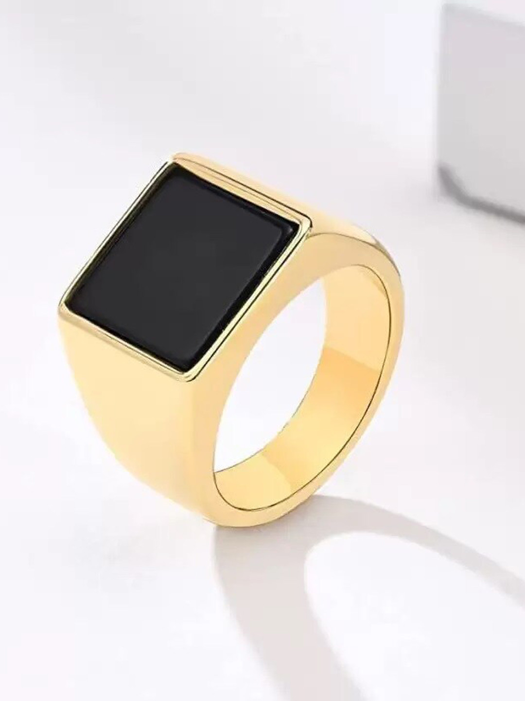 

VIEN Gold-Plated Stainless Steel Ring