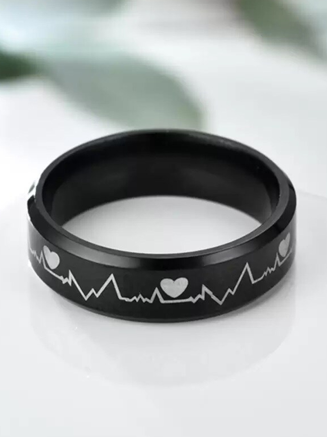 

VIEN unisex Heartbeat Shaped Stainless Steel Finger Ring, Black