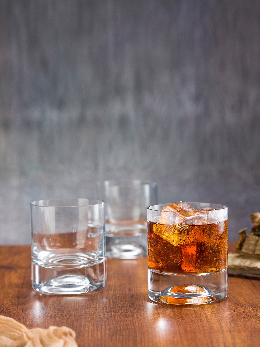 

Pasabahce Transparent 6 Pieces Whisky Or Juice Glasses 205 ml Each