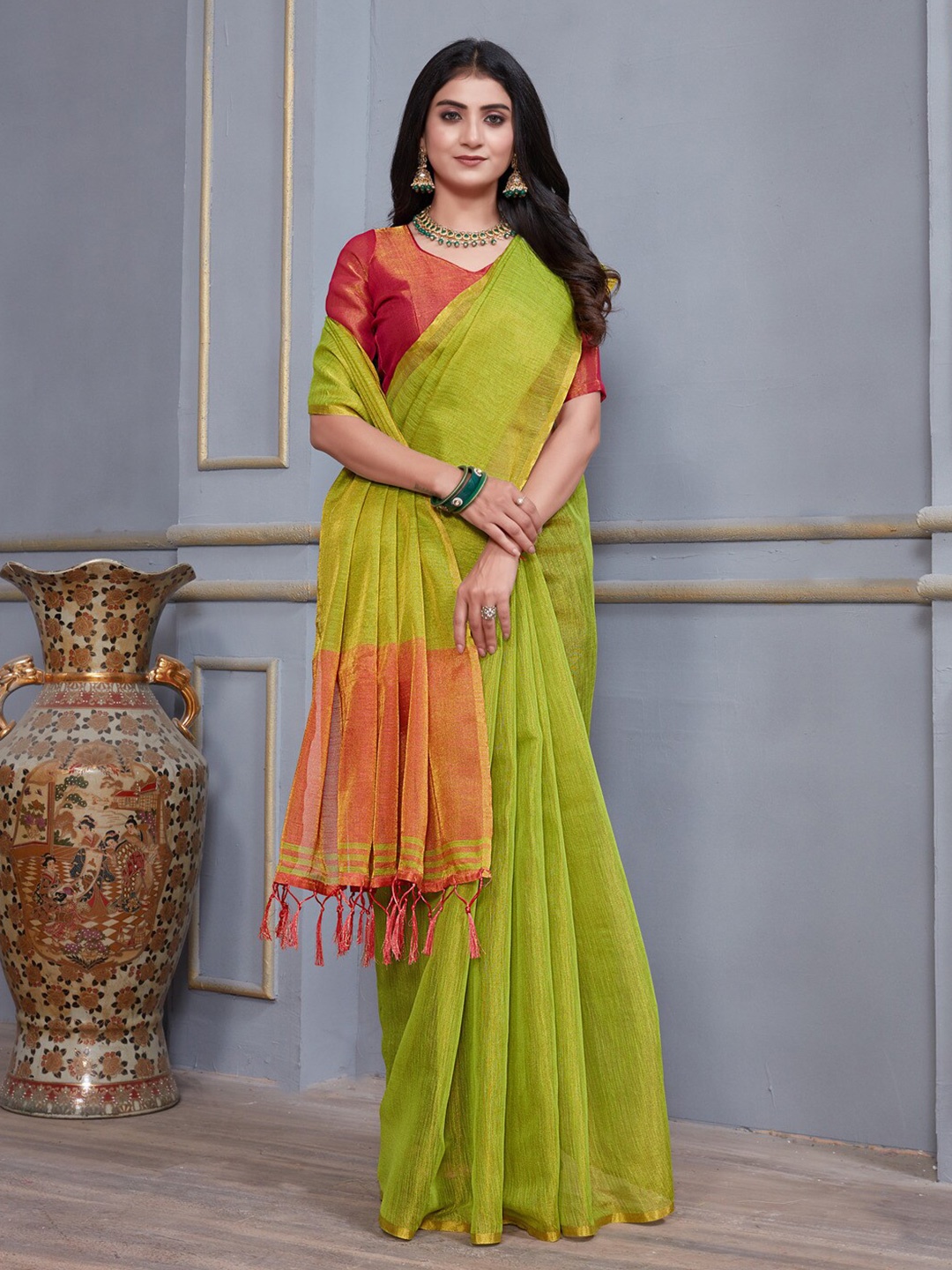 GAJARAI Zari Detail Saree, Green