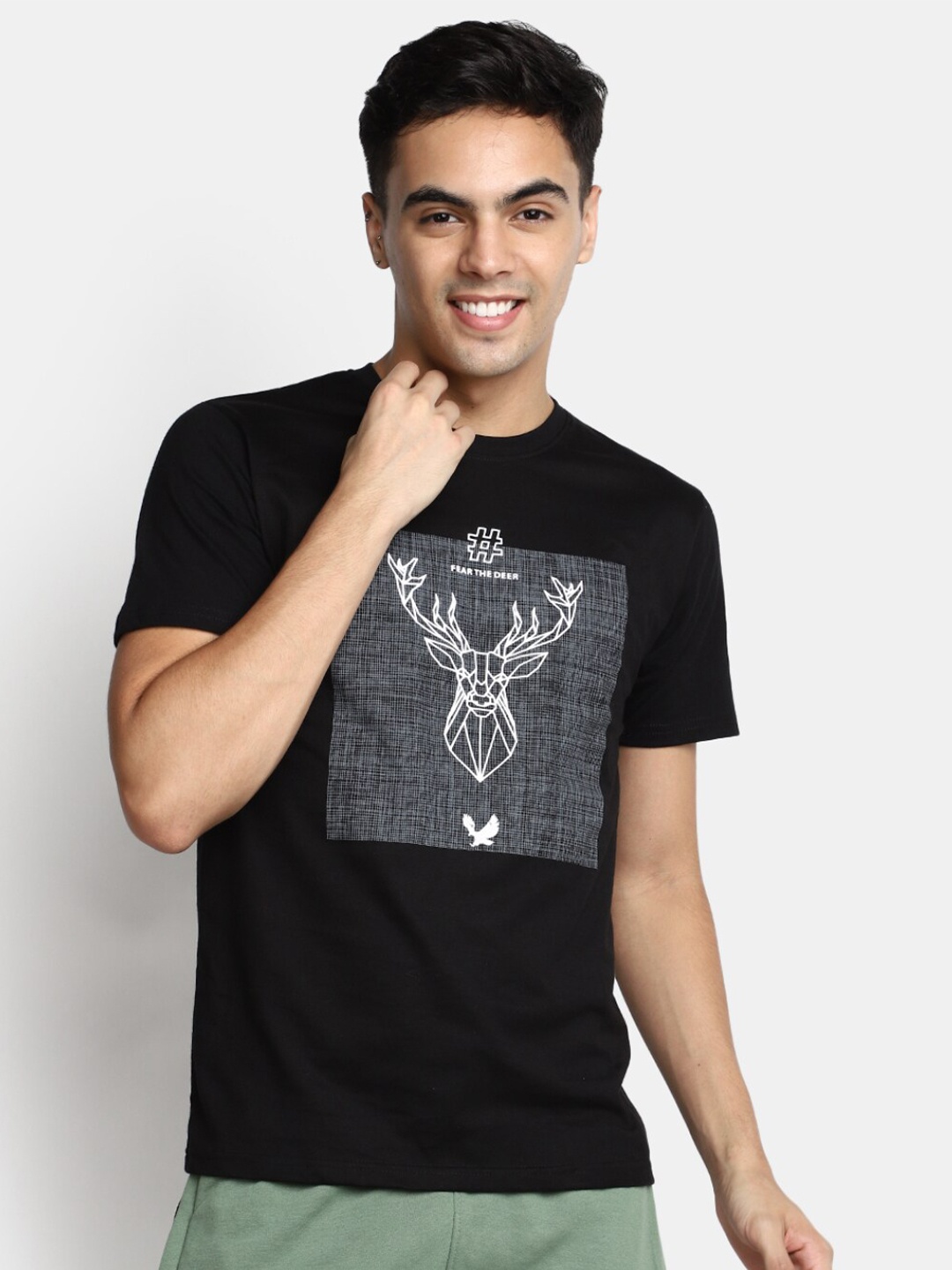 

V-Mart Graphic Printed Cotton Slim Fit T-shirt, Black