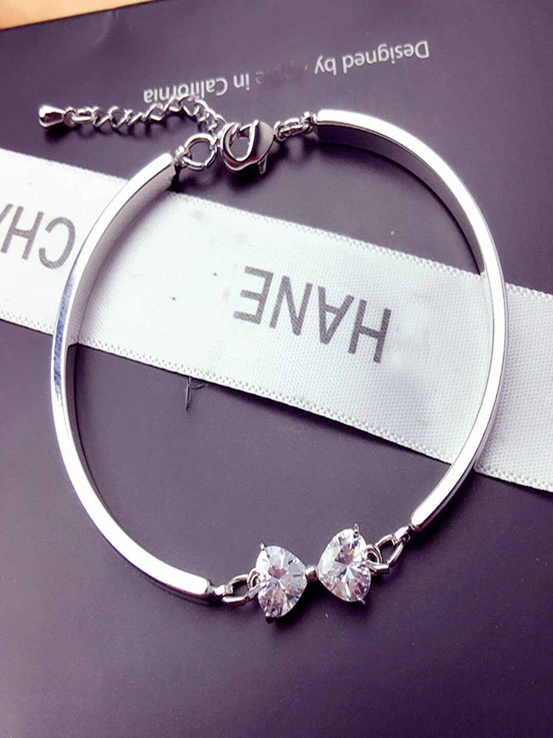 

UNIVERSITY TRENDZ Silver Plated Link Bracelet