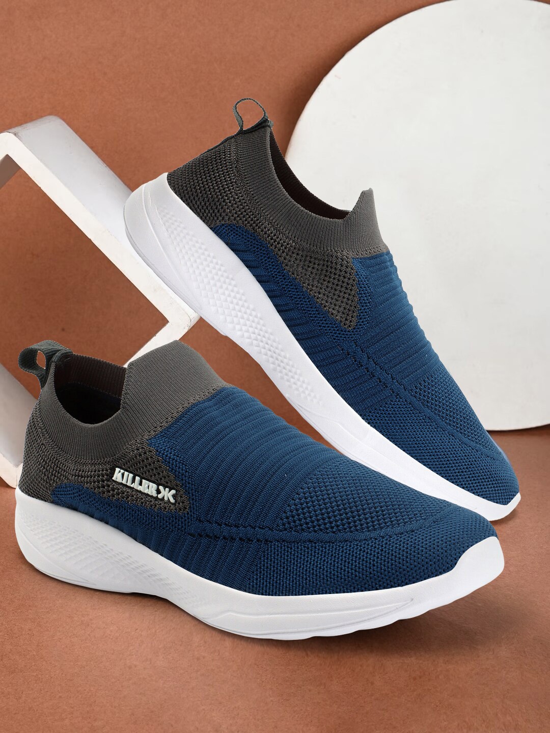 

Killer Men Textured Lightweight Slip-On Sneakers, Teal