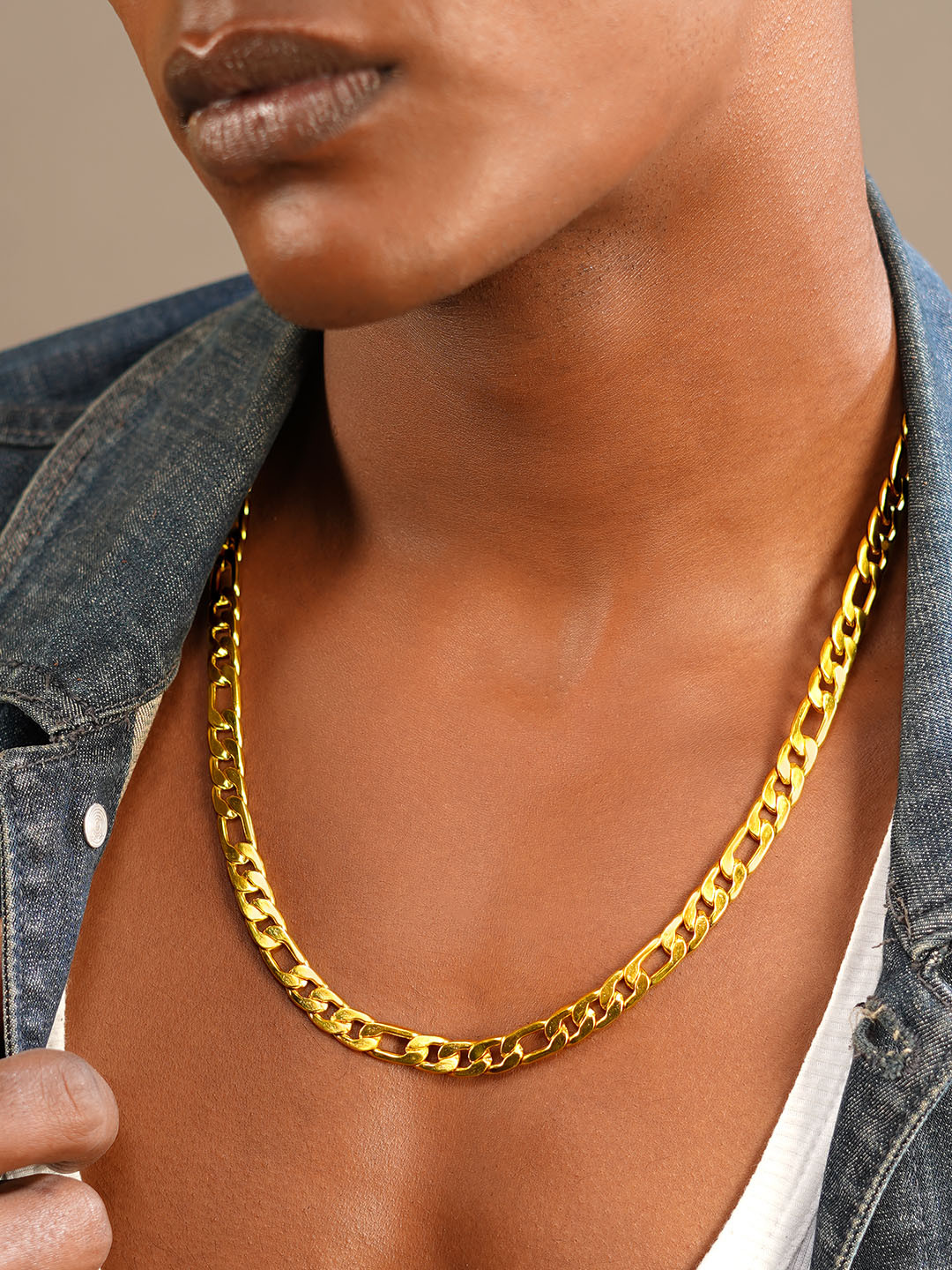 

Roadster Men Gold Toned Gold Plated Chain